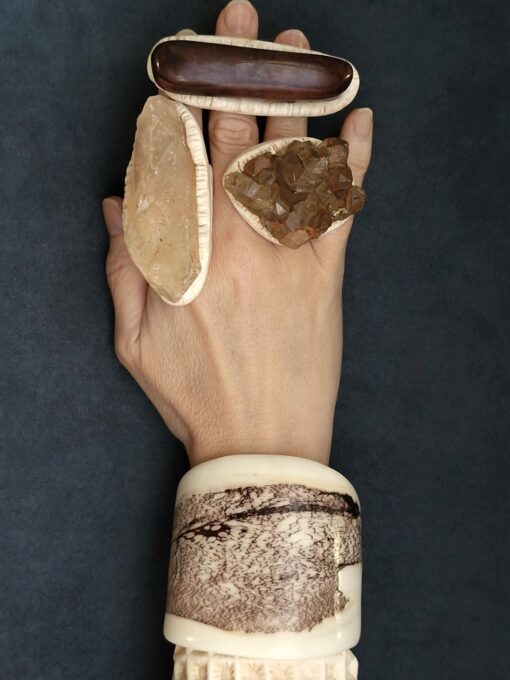Rock Crystal Pointer Ring Size 6.5 - Image 4