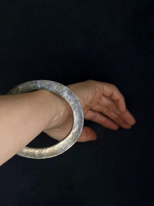 White Bronze Plated Alloy Bangle Size M - Image 3