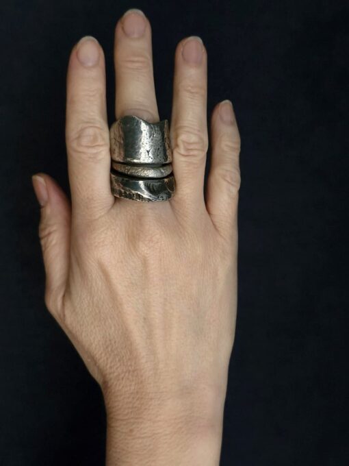 White Bronze Plated Alloy Rings (Set of 3) Size 9.5 - Image 3