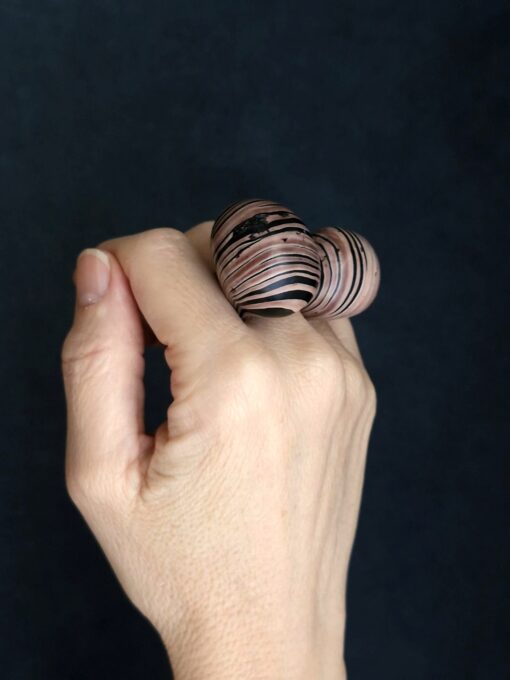 Brown & Black Sculptured Ring Size 7 - Image 2