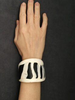 Vegan Ivory & Black Flat Cuff Size M