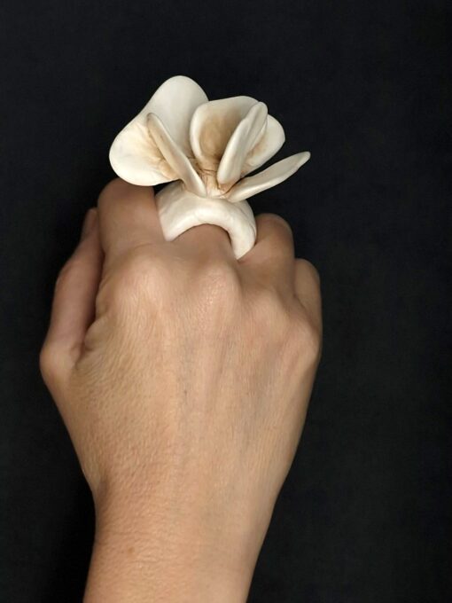 Vegan Ivory Flower Ring Size 8 - Image 3