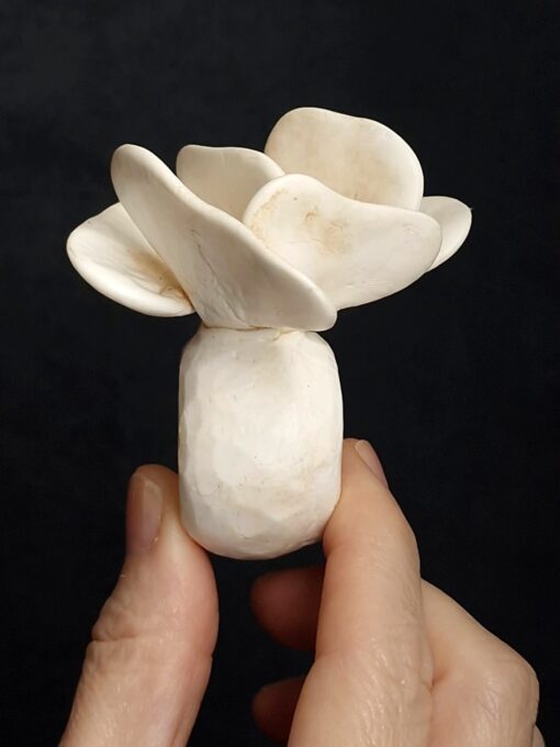 Vegan Ivory Flower Ring Size 8 - Image 7