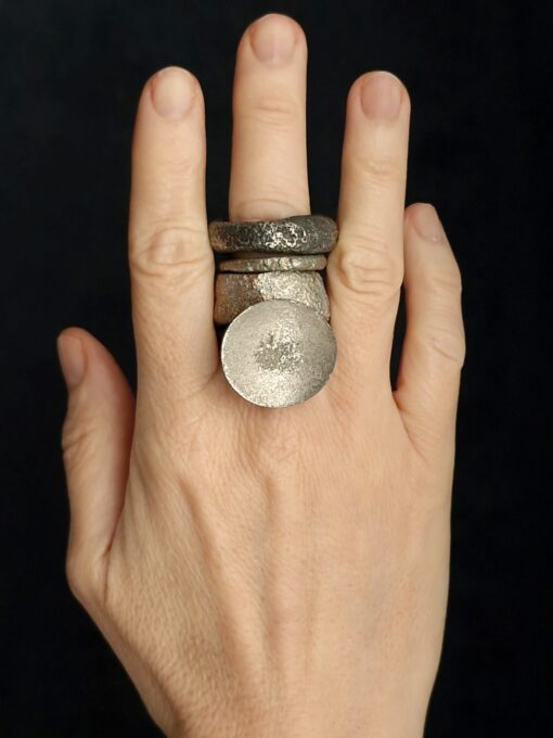White Bronze Plated Alloy Rings (Set of 4) Size 8 - Image 4