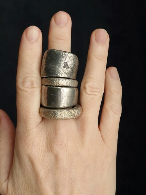 White Bronze Plated Alloy Rings (Set of 4) Size 9 - Image 3