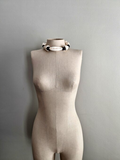 Vegan Ivory & Black Necklace - Image 7