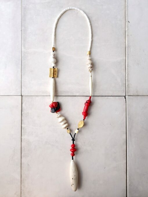 Red & White African Necklace - Image 3