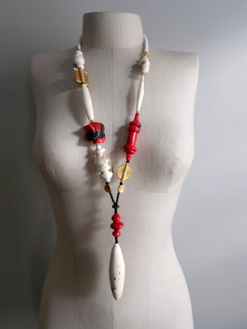 Red & White African Necklace - Image 4