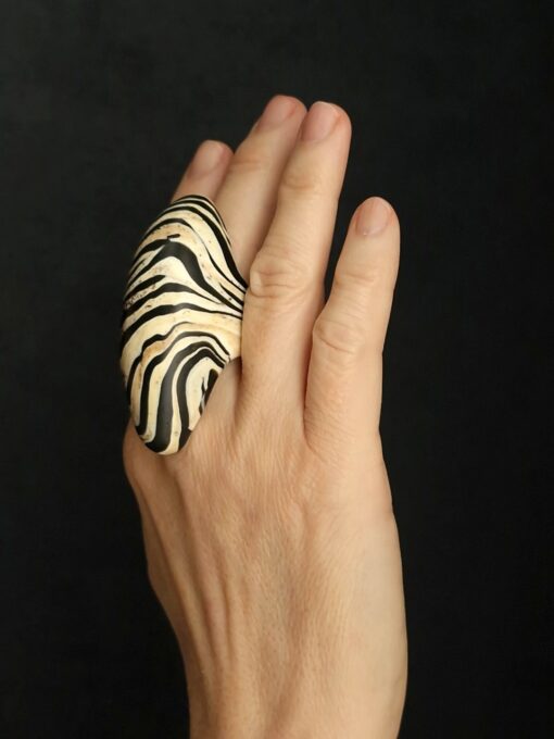 Zebra Patterned Ring Size 8.5 - Image 3