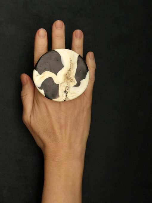 Vegan Ivory & Black Ring Size 8 - Image 2