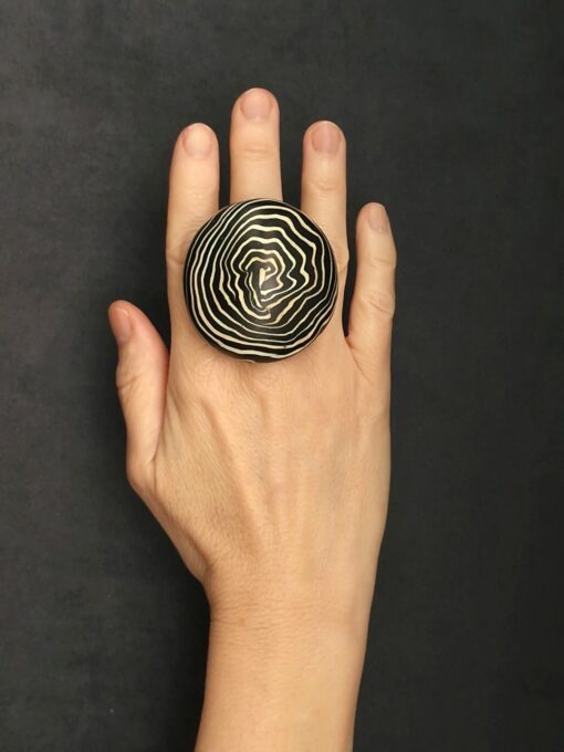 Black & Vegan Ivory Ring Size 7.5 - Image 4