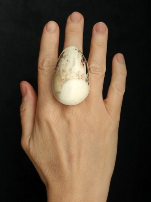 Vegan Ivory & Black Ring Size 7 - Image 2