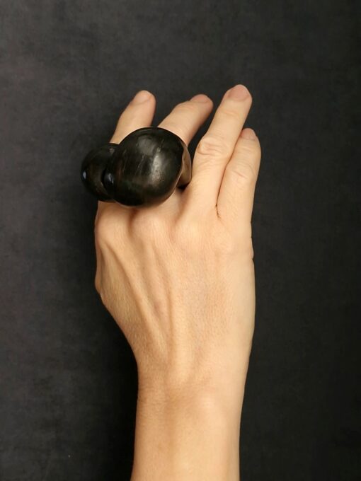Black Sculptured Ring Size 8 - Image 2