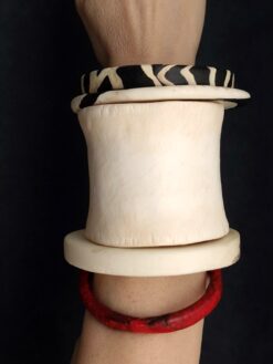 Vegan Ivory, Red & Black Bangle Stack Size L (Set of 5)
