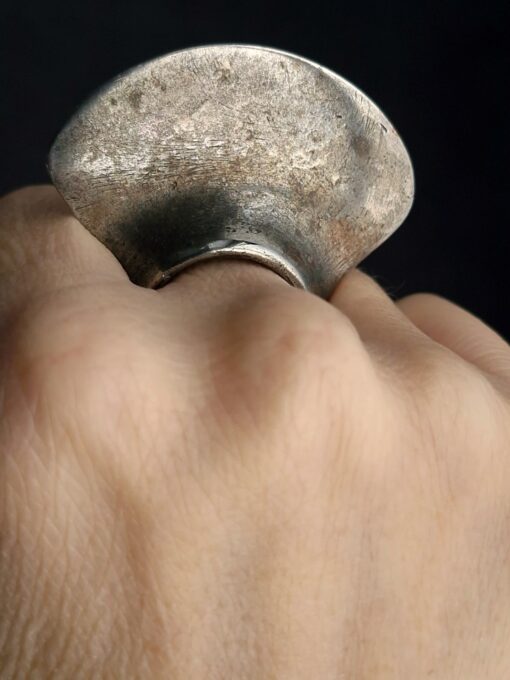 White Bronze Plated Alloy Ring Size 6.5 - Image 5
