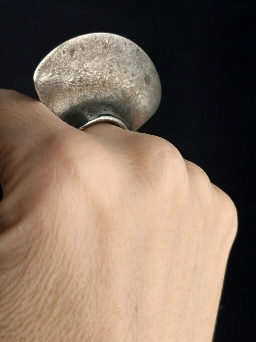 White Bronze Plated Alloy Ring Size 6.5