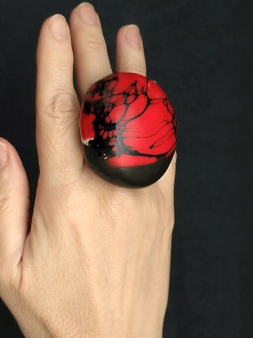 Red & Black Ring Size 6.5 - Image 2