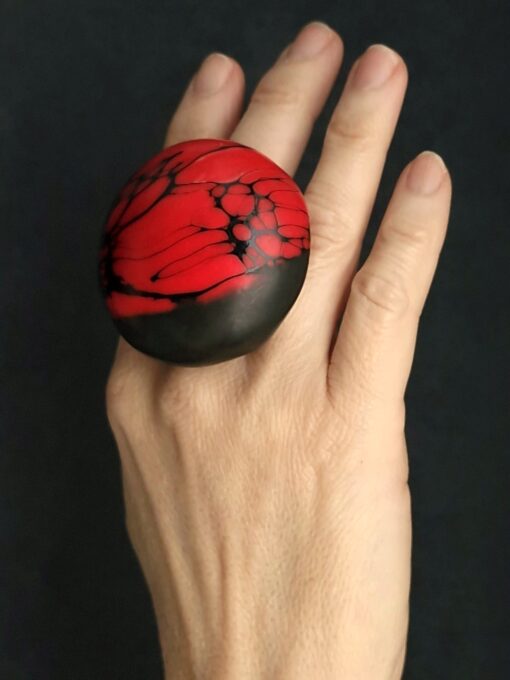 Red & Black Ring Size 6.5 - Image 4