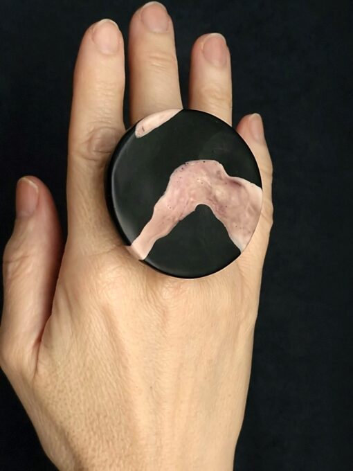 Brown & Black Ring Size 7 - Image 2
