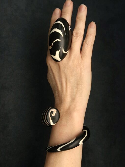 Black & Vegan Ivory Ring Size 7 - Image 7
