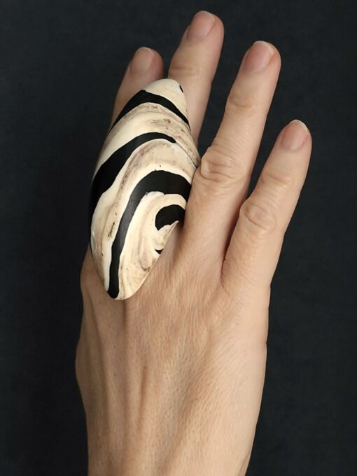 Vegan Ivory & Black Ring Size 9.5 - Image 4