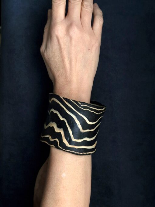 Zebra Pattern Bangle Size M - Image 2