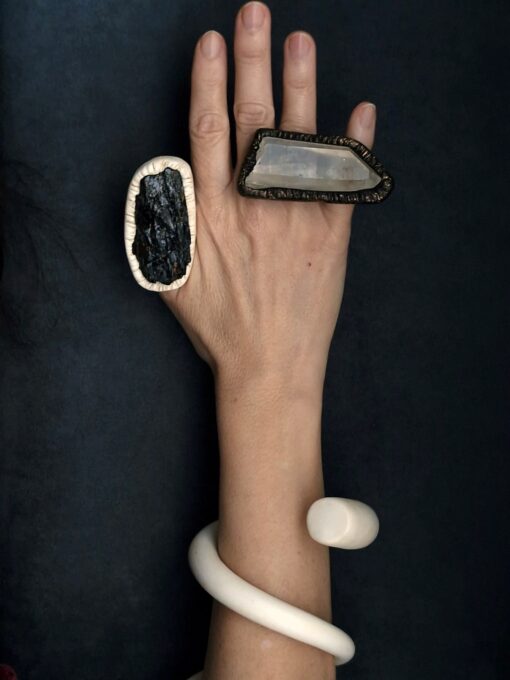 Rock Crystal Pointer Stone Ring Size 9 - Image 8