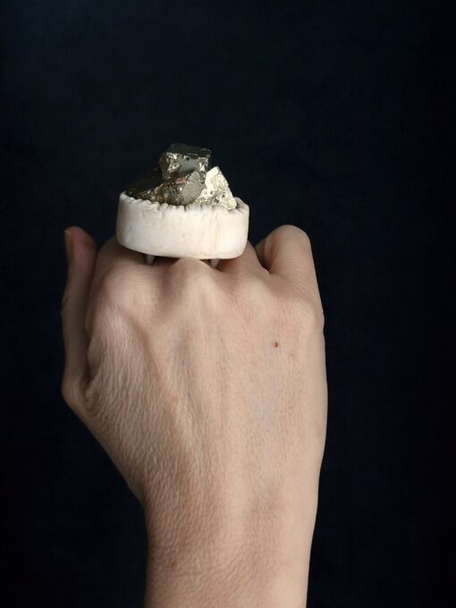 Pyrite Stone Ring Size 7.5 - Image 4