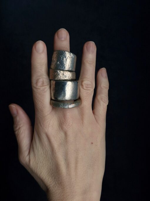 White Bronze Plated Alloy Rings (Set of 4) Size 10.5 - Image 3