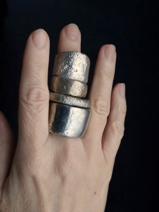 White Bronze Plated Alloy Rings (Set of 4) Size 10.5 - Image 4
