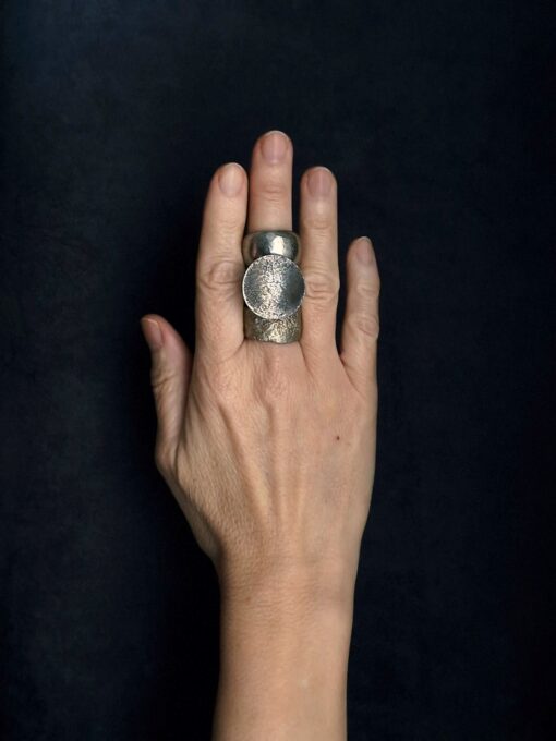 White Bronze Plated Alloy Rings (Set of 3) Size 7.5 - Image 2