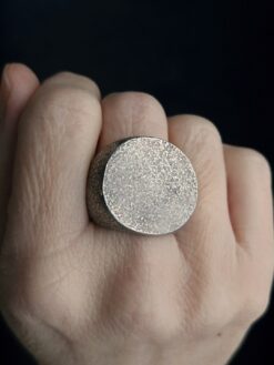 White Bronze Plated Alloy Ring Size 6.5