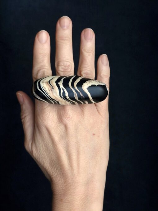 Vegan Ivory & Black Ring Size 7 - Image 2