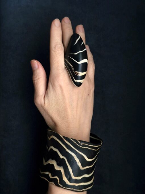 Black & Vegan Ivory Ring Size 8 - Image 5