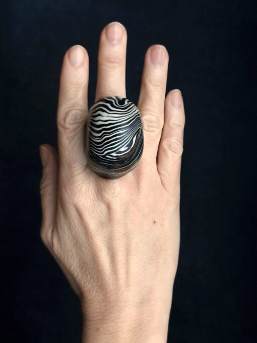 Vegan Ivory & Black Ring Size 8.5 - Image 2