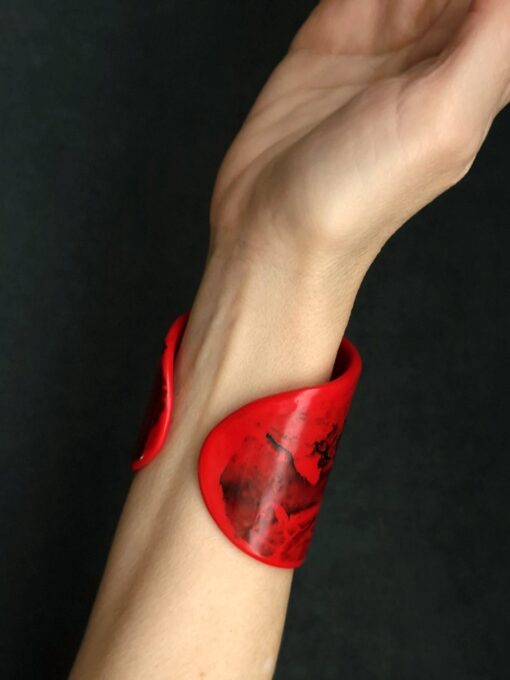 Red Statement Flat Cuff - Size M - Image 3