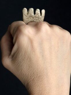 White Bronze Plated Alloy Ring - Size 9.5