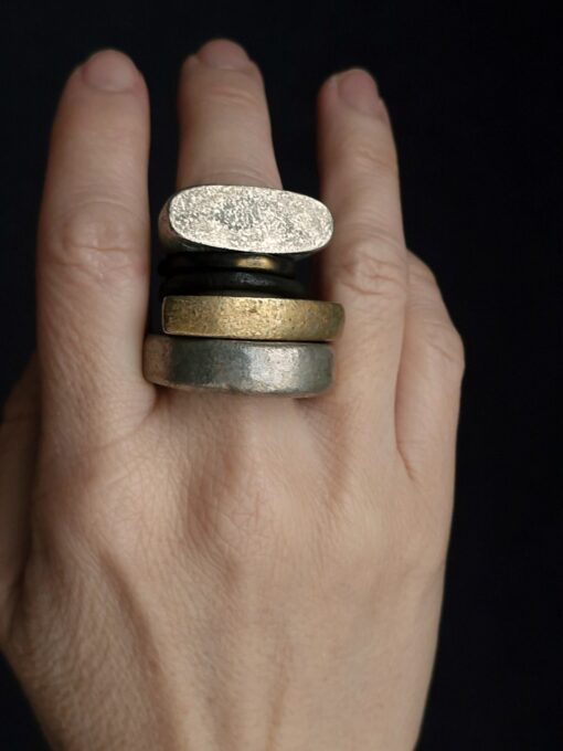 White Bronze Plated & Nickel-Free Gold Plated Alloy Rings (Set of 6) - Size 8 - Image 3