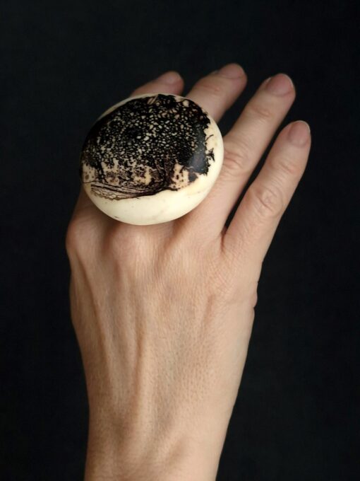 Vegan Ivory & Black Ring - Size 9