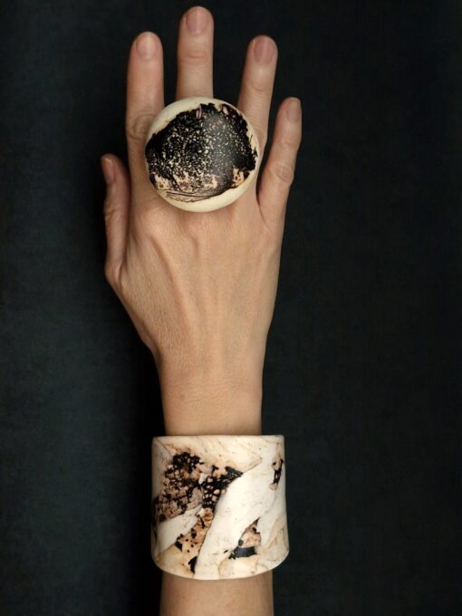 Vegan Ivory & Black Ring - Size 9 - Image 4