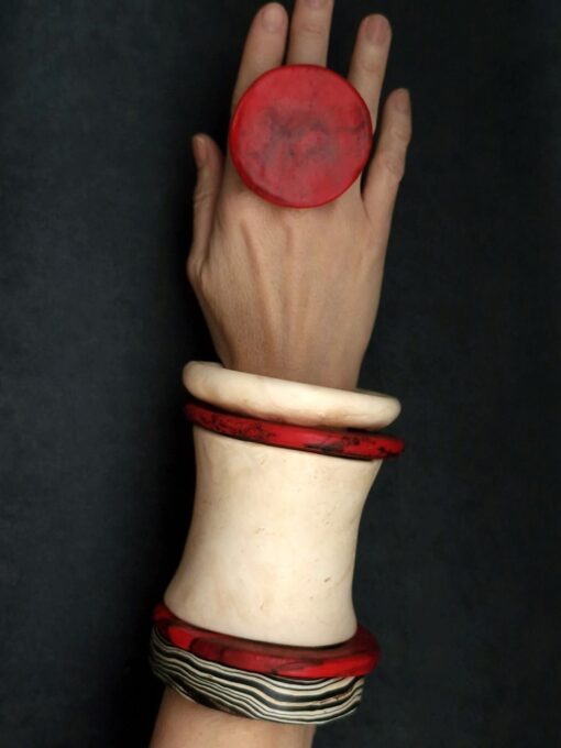 Red & Black Ring - Size 7 - Image 6