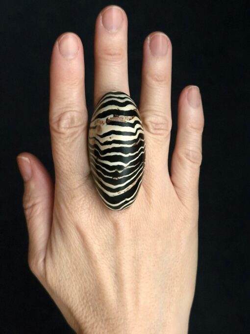 Vegan Ivory & Black Ring - Size 7.5 - Image 2