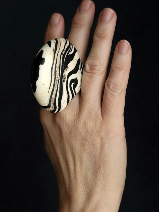 Vegan Ivory & Black Ring - Size 7 - Image 3