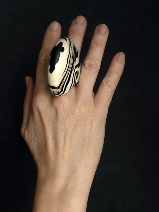Vegan Ivory & Black Ring - Size 7 - Image 4