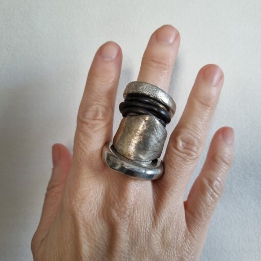 White Bronze Plated Alloy Rings (Set of 6) Size 8.5 for Mahnaz
