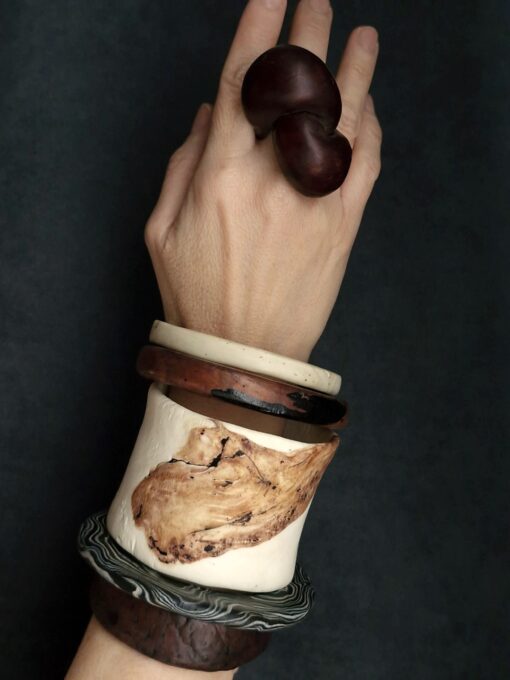 Brown Sculptured Ring - Size 7.5 - Image 6