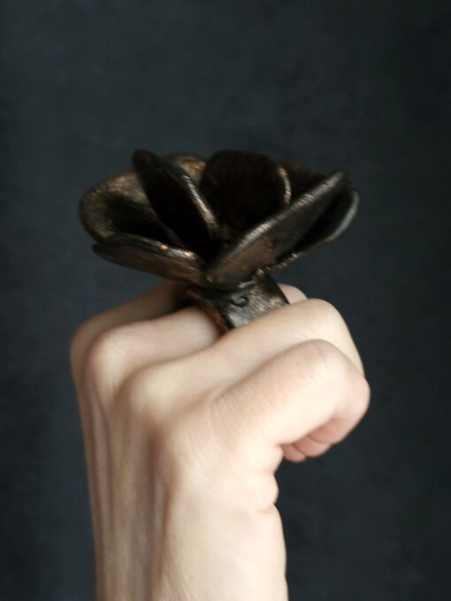 Black with Gold Sheen Flower Ring Size 9.5 - Image 2